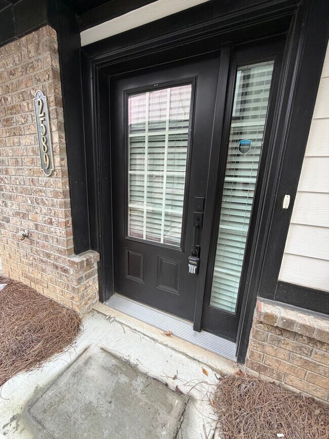 2589 Ocean Walk Dr NW in Atlanta, GA - Building Photo - Building Photo