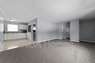 6262 E 24th St in Indianapolis, IN - Building Photo