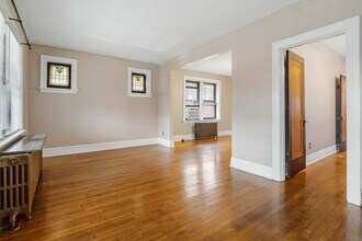 4955 Tholozan Ave in St. Louis, MO - Building Photo - Building Photo