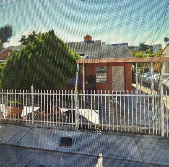 property at 1748 NW 31st St