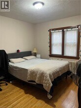 123 Krug St in Kitchener, ON - Building Photo - Building Photo