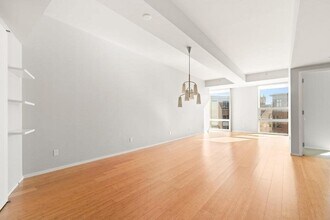 141 Dorchester Ave, Unit 318 in Boston, MA - Building Photo - Building Photo