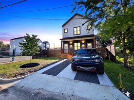 1002 E 33rd St in Houston, TX - Building Photo
