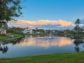 4916 Crayton Rd in Naples, FL - Building Photo - Building Photo