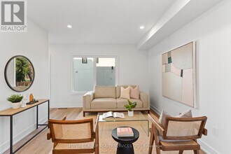 15 Acorn Ave in Toronto, ON - Building Photo - Building Photo