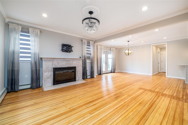 50 E Hudson St-Unit -Lower in Long Beach, NY - Foto de edificio - Building Photo