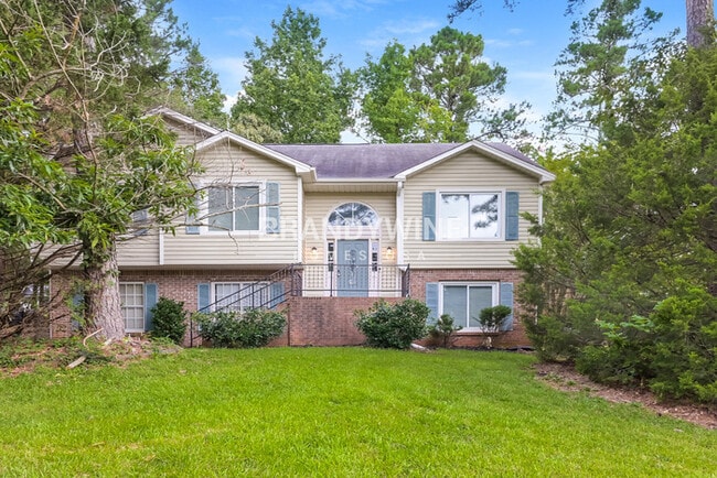 property at 630 Fern Terrace SE