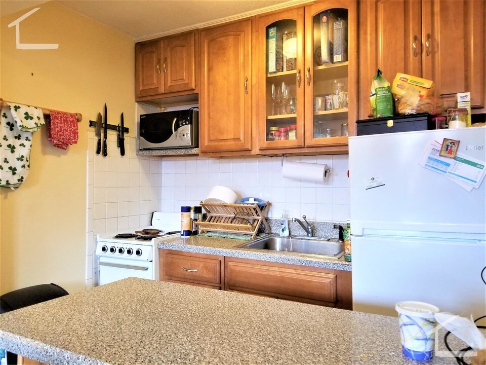 65 Chester St, Unit 9 in Boston, MA - Building Photo
