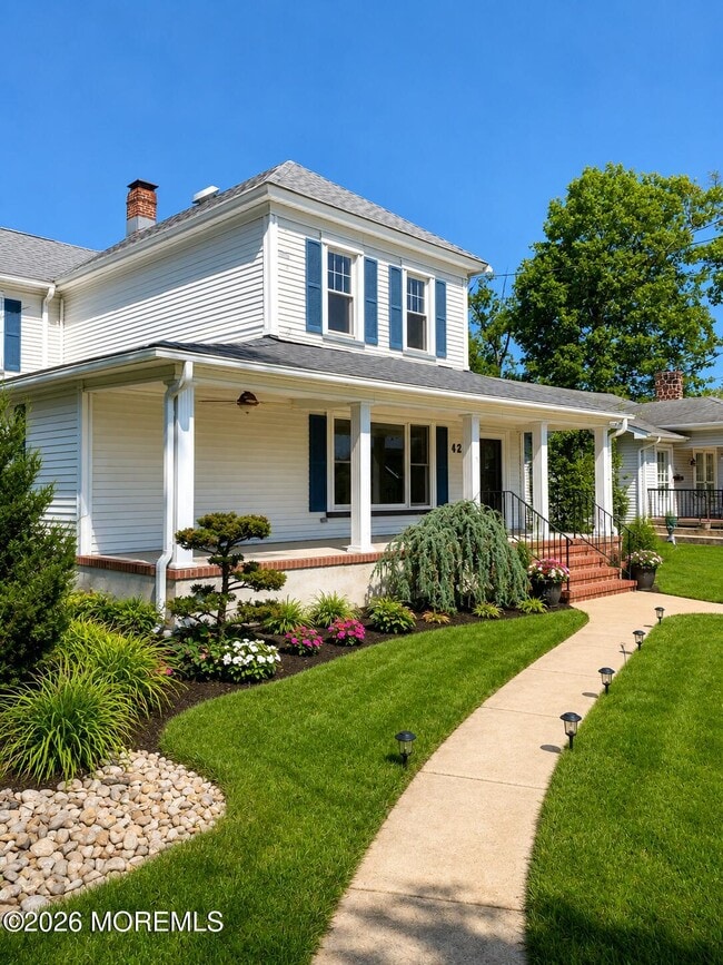 421 W Lincoln Ave