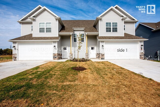 property at 3102 SW Garrison Ln