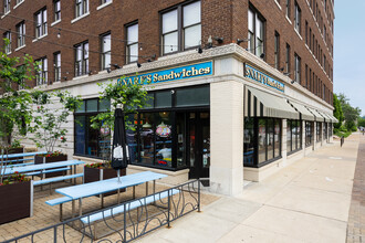 350 N Skinker Blvd in St. Louis, MO - Building Photo - Building Photo