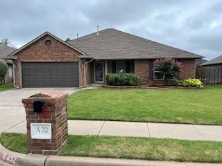 432 Pacific Crest Trail in Edmond, OK - Building Photo