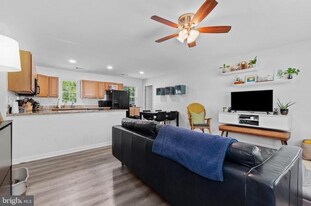 4402 Wyres St in Alexandria, VA - Building Photo