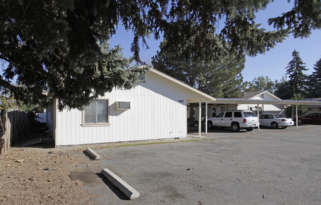 2403-2409 S Kimball Ave in Caldwell, ID - Building Photo - Building Photo