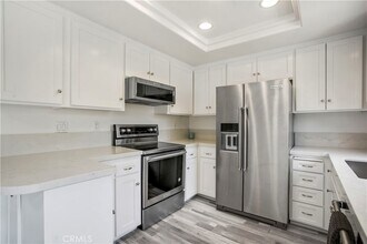 3 Blue Lagoon in Laguna Beach, CA - Building Photo - Building Photo