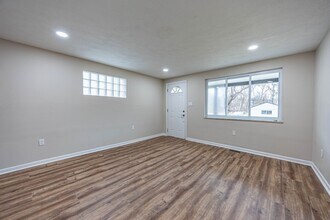 106 Blythe Rd in Morgan, PA - Building Photo - Building Photo