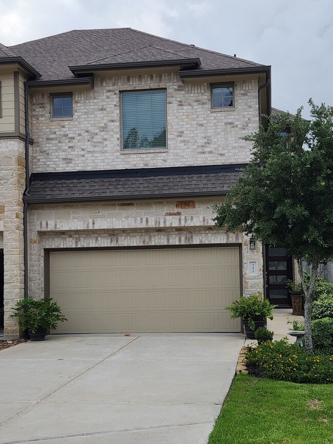 property at 323 N Spotted Fern Dr