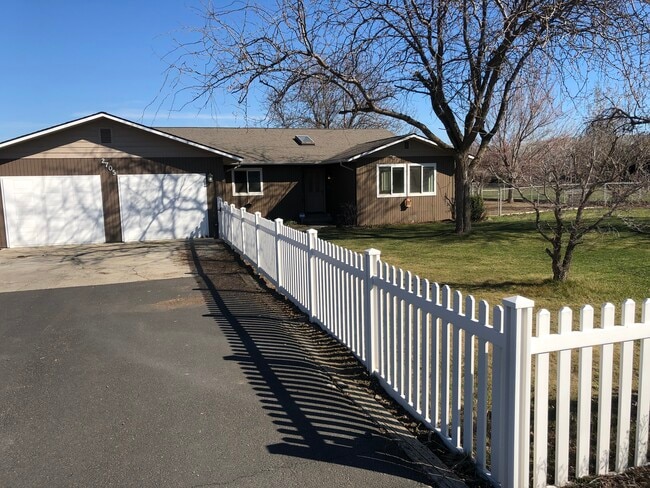 property at 2705 S 79th Ave