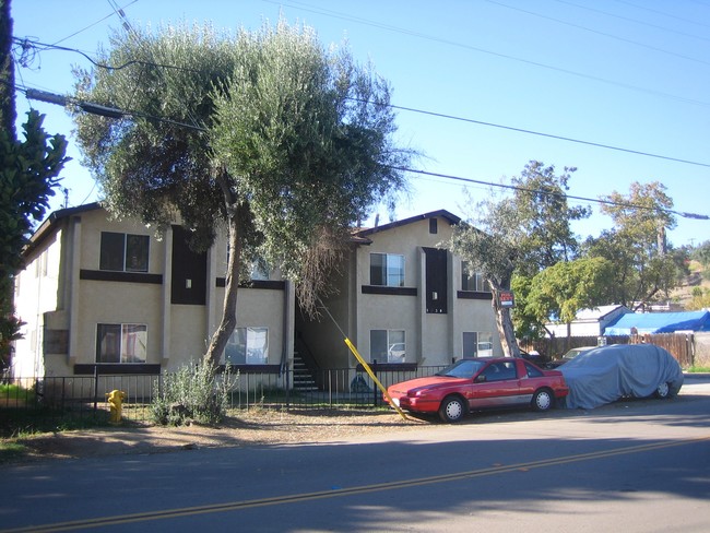 3530 Helix St in Spring Valley, CA - Building Photo - Other