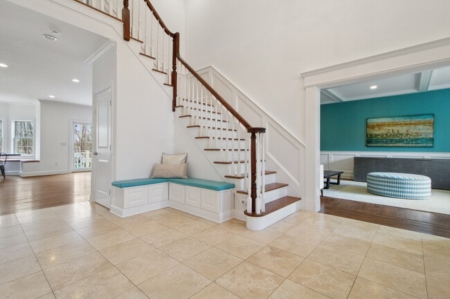 57 Overbrook Dr in Stamford, CT - Building Photo - Building Photo
