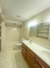 122 W Gap Creek Rd in Greer, SC - Building Photo - Building Photo