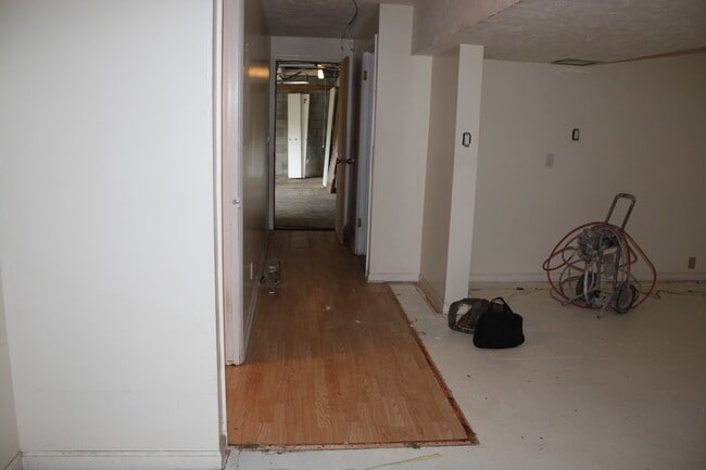 14471 Spring Cir in Omaha, NE - Building Photo - Building Photo