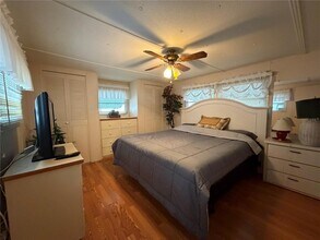 4108 10th St Ct E in Ellenton, FL - Foto de edificio - Building Photo