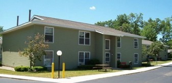 Croze Manor Apartments