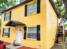 3828 Lakeshore Dr in Tampa, FL - Building Photo