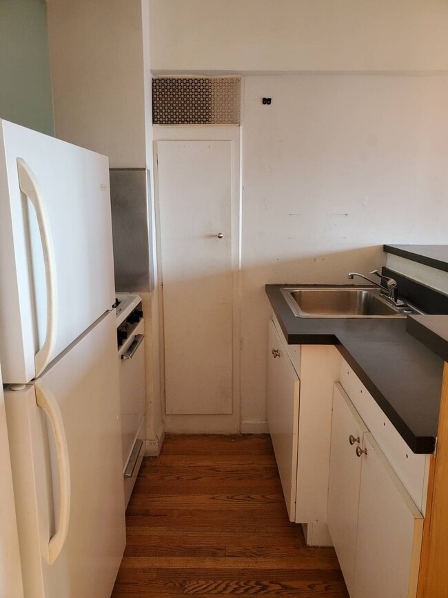 property at 50-15-50-39 39th St