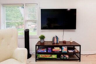 4421 Picajune Ave in Berkeley, MO - Building Photo - Building Photo