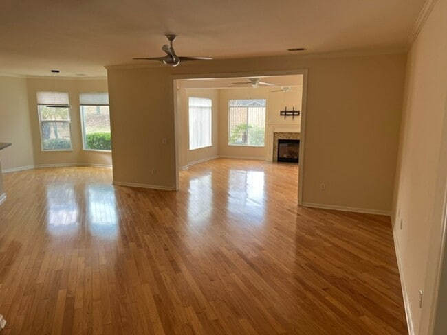 577 Argent Way in Bluffton, SC - Building Photo - Building Photo
