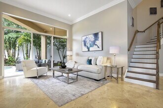 130 Andalusia Way in Palm Beach Gardens, FL - Building Photo - Building Photo