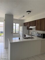22523 Westchester Blvd in Port Charlotte, FL - Building Photo