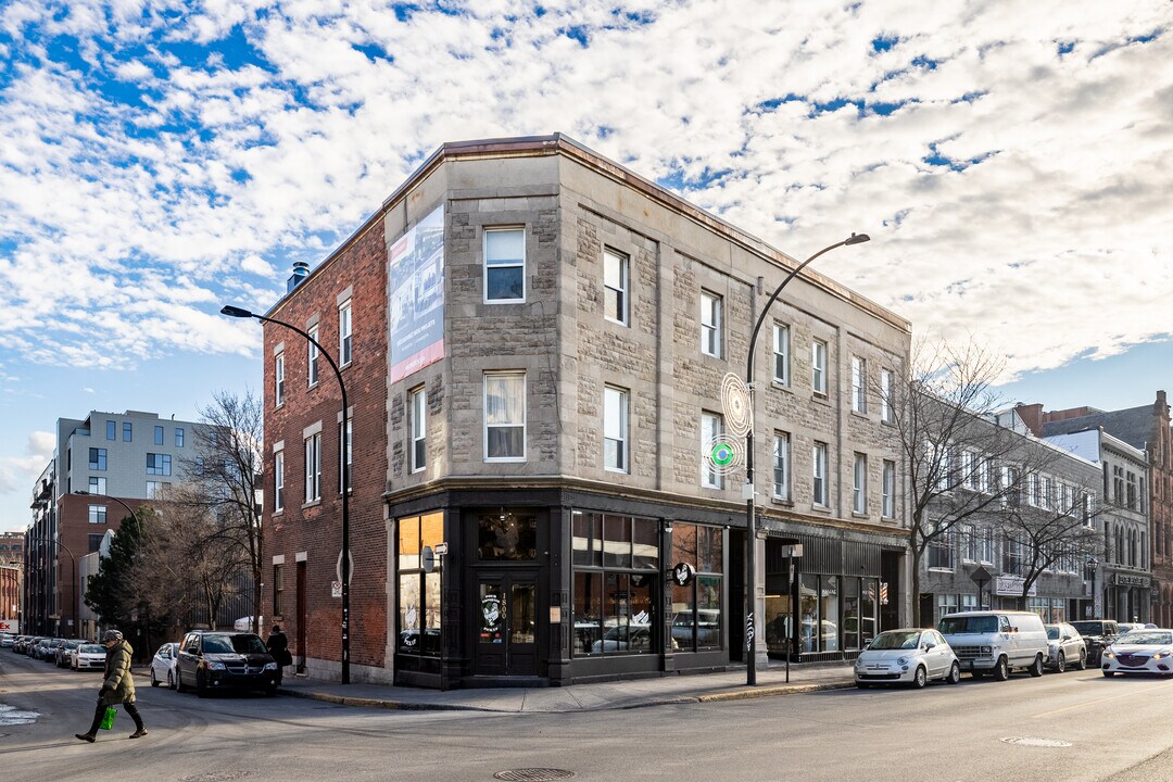 1800-1812 Notre-Dame Rue O in Montréal, QC - Building Photo