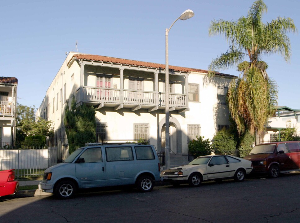 1217 Arapahoe St in Los Angeles, CA - Building Photo