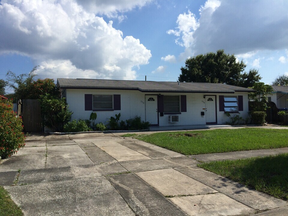 772 73rd Ave N in St. Petersburg, FL - Building Photo