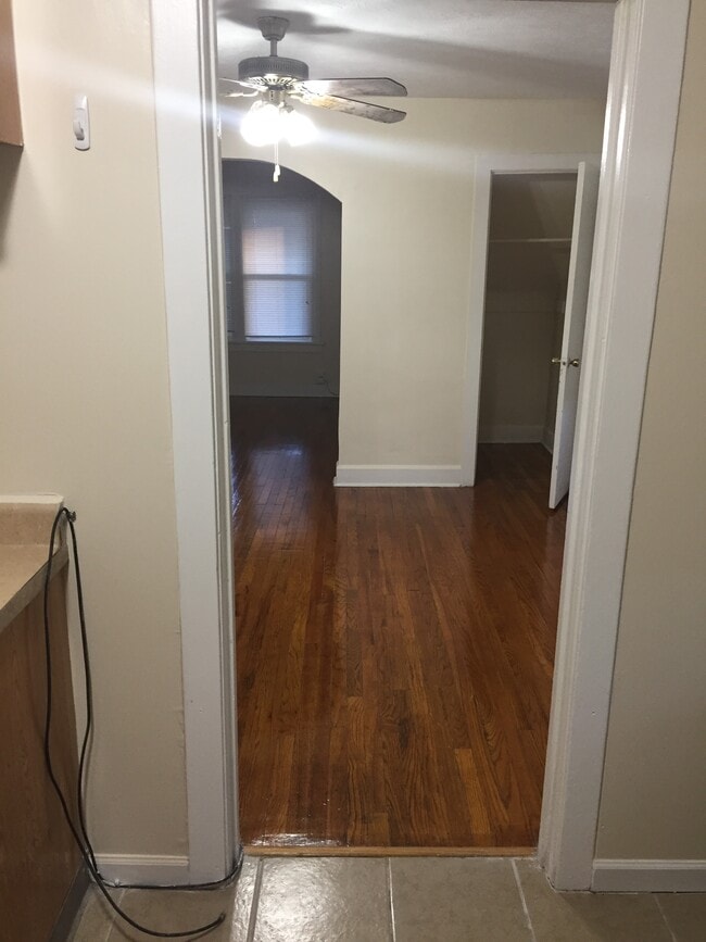 10715 Wadsworth Ave, Unit 10715 Wadsworth Avenue in Garfield Heights, OH - Building Photo - Building Photo