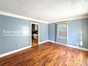 18251 Brady St in Redford Township, MI - Foto de edificio - Building Photo