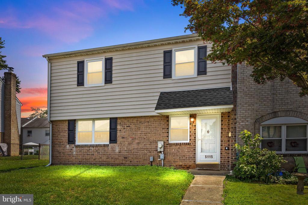 5115 Bay Rd in Bensalem, PA - Foto de edificio