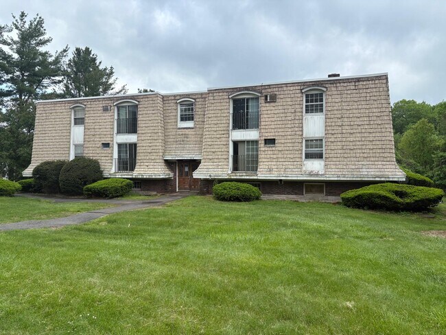 1214 Middle Tpke W, Unit C1