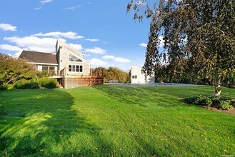 4 Bayview Dr in Quogue, NY - Building Photo - Building Photo