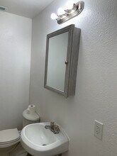 4911 36th Ave in Sacramento, CA - Building Photo - Building Photo