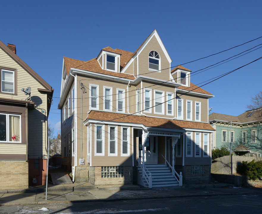 15 Sherman St in New Bedford, MA - Building Photo