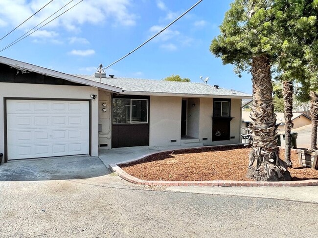724 Franklin Ln