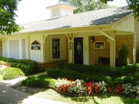 Plantation West in Hurst, TX - Building Photo
