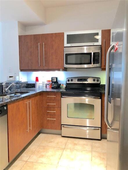 7350 SW 89th St, Unit 408S in Miami, FL - Building Photo - Building Photo