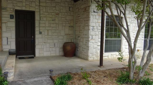 5551 Woodland Hill in Denton, TX - Building Photo