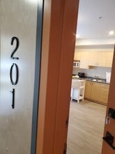 244 Selby St in Nanaimo, BC - Building Photo - Building Photo