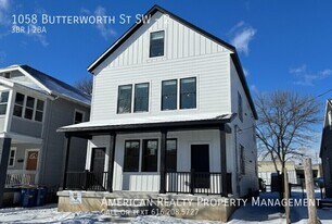 1058 Butterworth St SW in Grand Rapids, MI - Building Photo